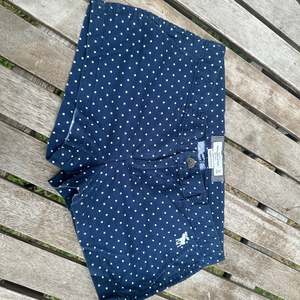 Abercrombie women’s shorts,size 00